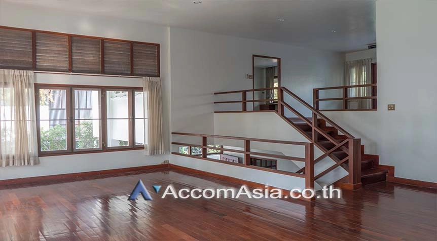 7  3 br House For Rent in Ploenchit ,Bangkok BTS Ploenchit 1713336
