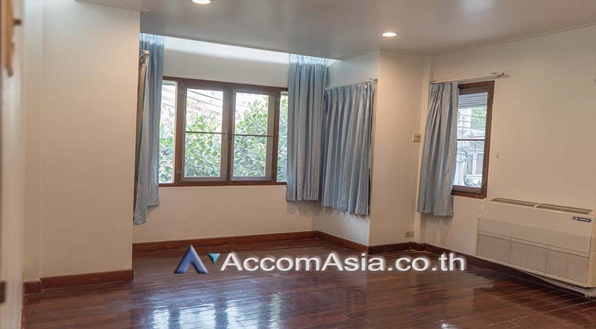 9  3 br House For Rent in Ploenchit ,Bangkok BTS Ploenchit 1713336