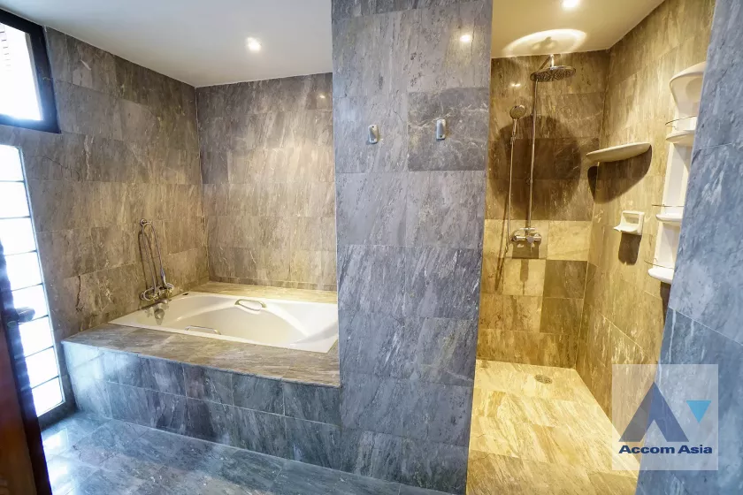 32  3 br Apartment For Rent in Sukhumvit ,Bangkok BTS Phrom Phong at The exclusive private living 1413345