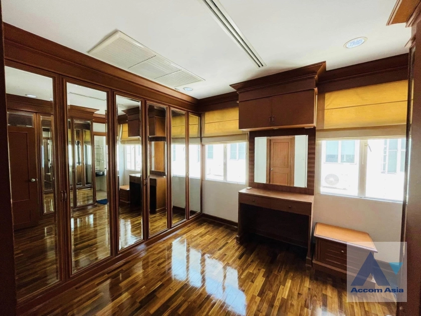 10  4 br House For Rent in Sukhumvit ,Bangkok BTS Thong Lo at Baan Klang Krung Thonglor 1813374