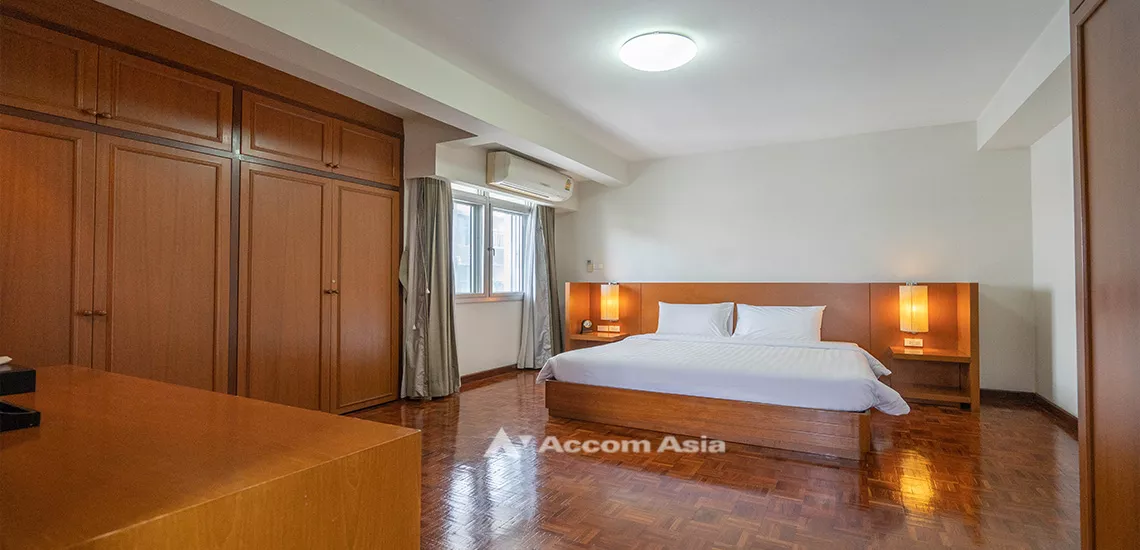 7  2 br Apartment For Rent in Ploenchit ,Bangkok BTS Ploenchit at Charming Style 1413385