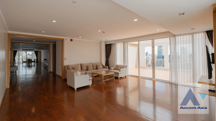unitHuge Terrace, Penthouse, Pet friendly |  4 Bedrooms  Apartment For Rent in Sukhumvit, Bangkok  near BTS Phrom Phong (1513446)