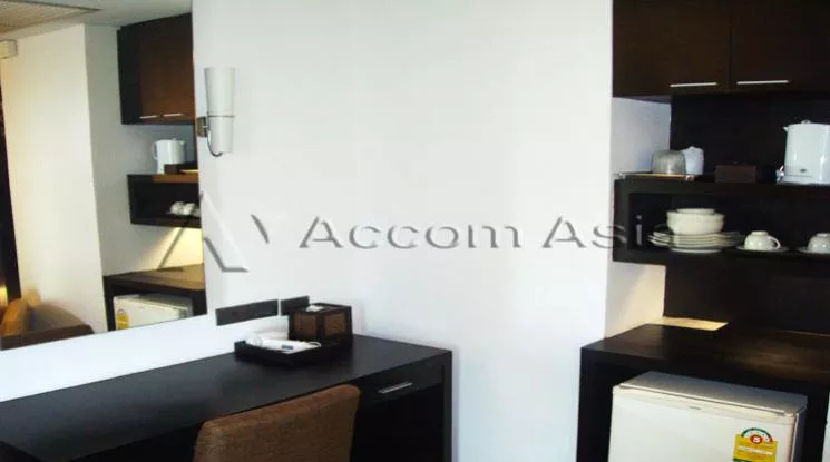 5  Apartment For Rent in Sukhumvit ,Bangkok BTS Phrom Phong at Stylishly Refurbished 1413488