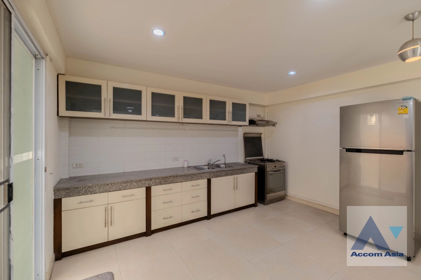 5  3 br House for rent and sale in Sukhumvit ,Bangkok BTS Ekkamai 1713519