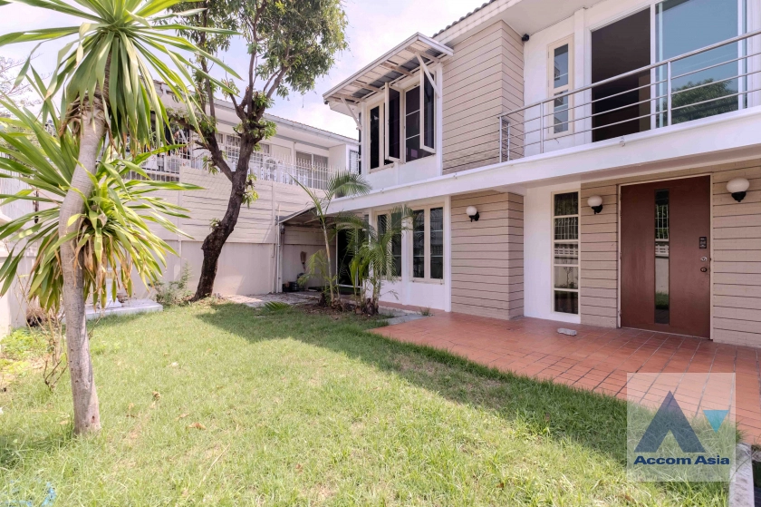 20  3 br House for rent and sale in Sukhumvit ,Bangkok BTS Ekkamai 1713519