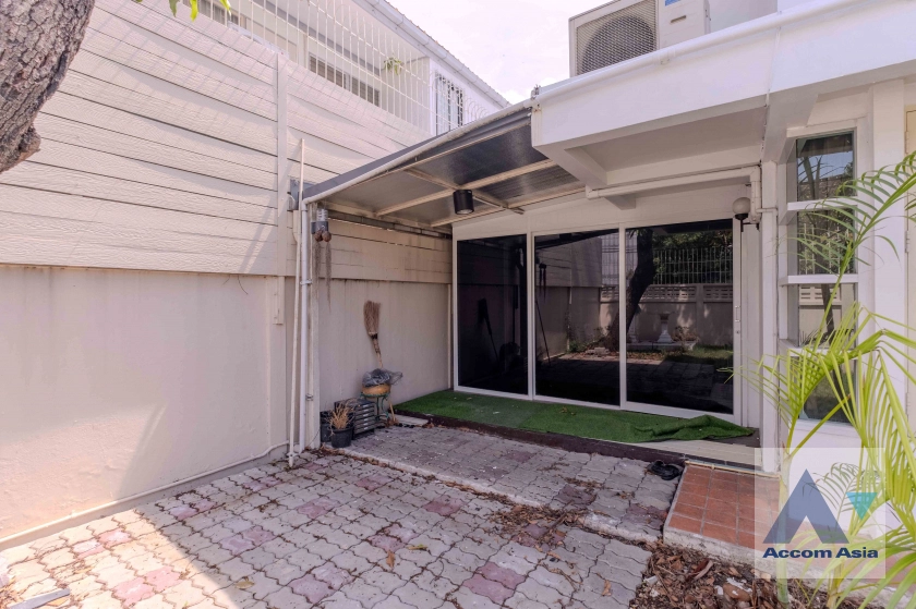 22  3 br House for rent and sale in Sukhumvit ,Bangkok BTS Ekkamai 1713519