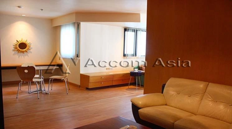  1  Condominium For Rent in Ploenchit ,Bangkok BTS Ratchadamri at The Grand Regent 1513543