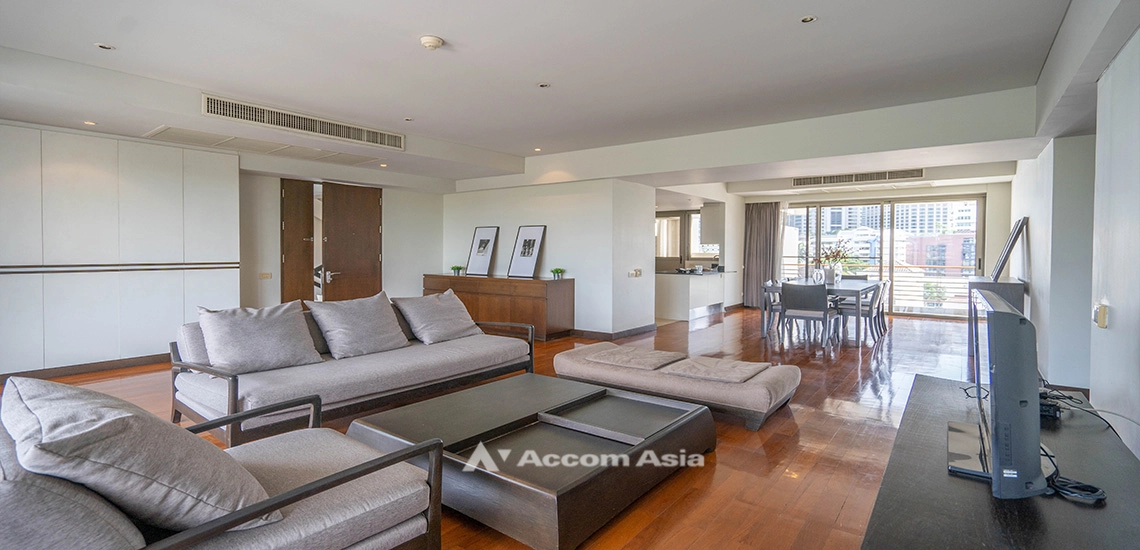  2  3 br Apartment For Rent in Ploenchit ,Bangkok BTS Ploenchit - MRT Lumphini at Modern Retro - 2 Units / floor 10115