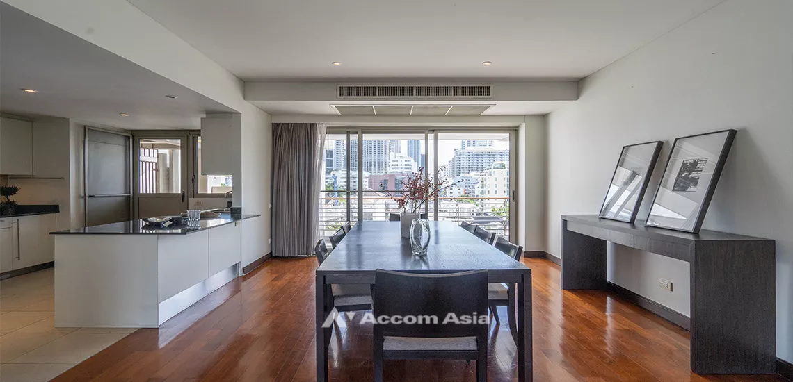  1  3 br Apartment For Rent in Ploenchit ,Bangkok BTS Ploenchit - MRT Lumphini at Modern Retro - 2 Units / floor 10115