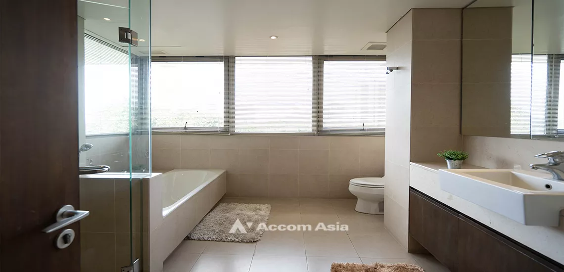 10  3 br Apartment For Rent in Ploenchit ,Bangkok BTS Ploenchit - MRT Lumphini at Modern Retro - 2 Units / floor 10115