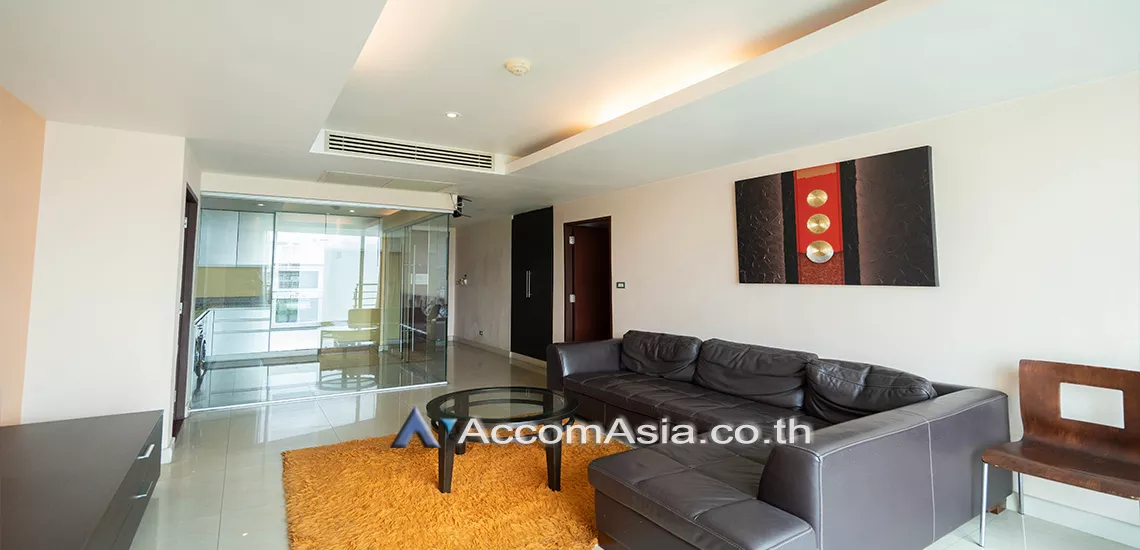 Pet friendly |  Modern Living Style Apartment  2 Bedroom for Rent BTS Phra khanong in Sukhumvit Bangkok