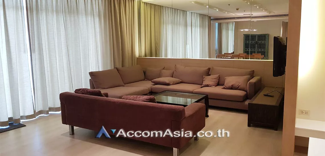  2 Bedrooms  Condominium For Rent in Sathorn, Bangkok  near BTS Chong Nonsi (1513642)