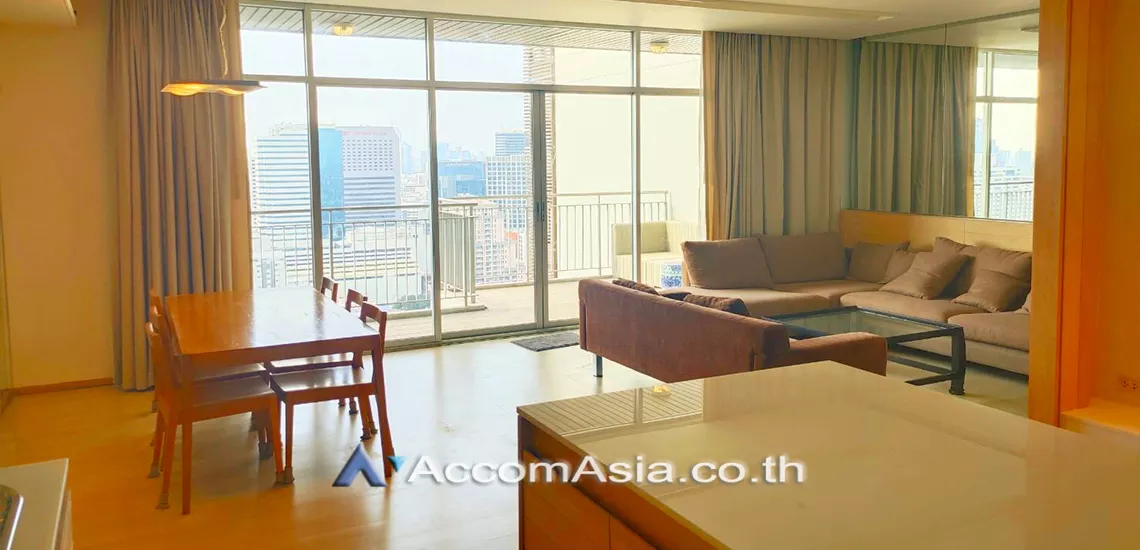  2 Bedrooms  Condominium For Rent in Sathorn, Bangkok  near BTS Chong Nonsi (1513642)