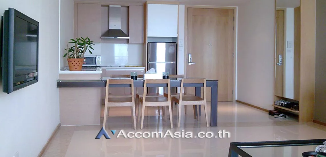  1 Bedroom  Condominium For Rent in Sathorn, Bangkok  near BTS Chong Nonsi - BRT Sathorn (1513643)