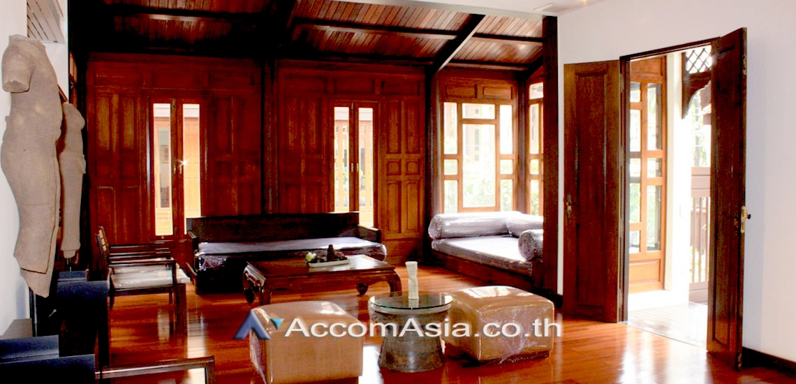 unitPrivate Swimming Pool |  3 Bedrooms  House For Rent & Sale in Sukhumvit, Bangkok  near BTS Ekkamai (50072)