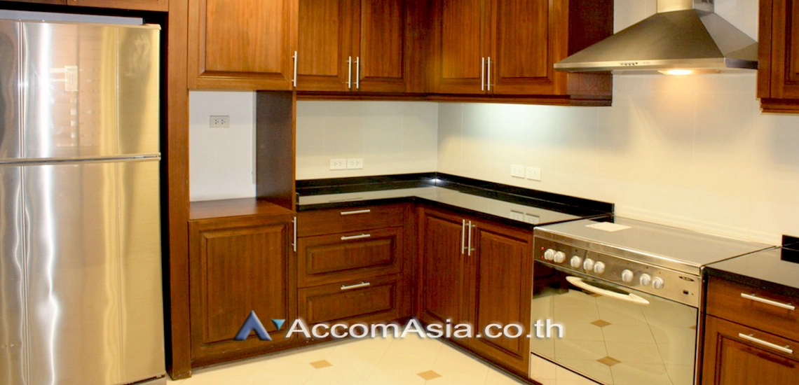 5  3 br House for rent and sale in Sukhumvit ,Bangkok BTS Ekkamai at The classical charming 50072
