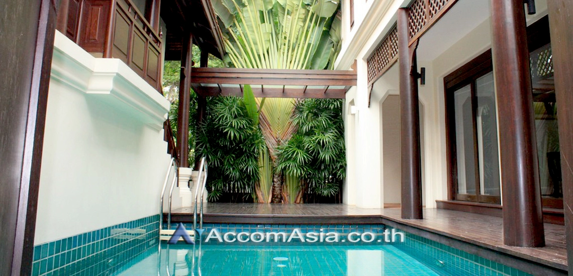 8  3 br House for rent and sale in Sukhumvit ,Bangkok BTS Ekkamai at The classical charming 50072
