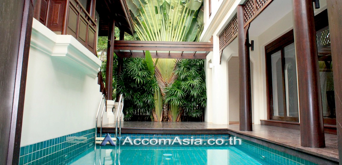 8  3 br House For Rent in Sukhumvit ,Bangkok BTS Ekkamai at The classical charming 50072