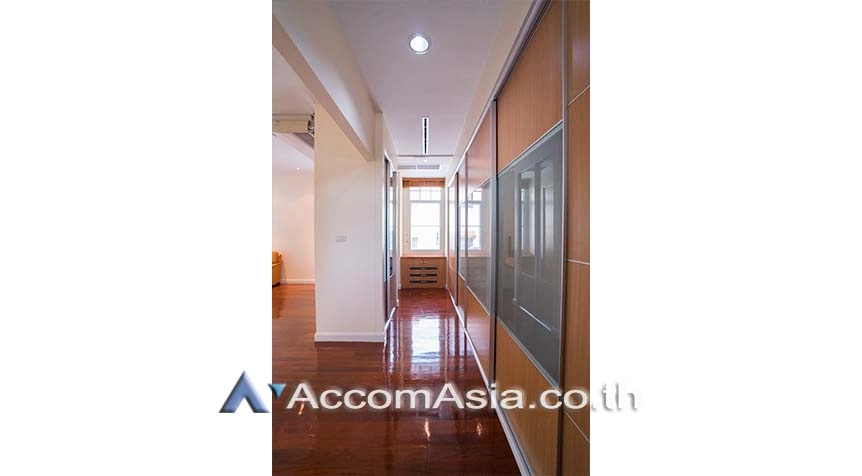 22  4 br House For Rent in Sathorn ,Bangkok BTS Chong Nonsi at Privacy House  in Compound 50073