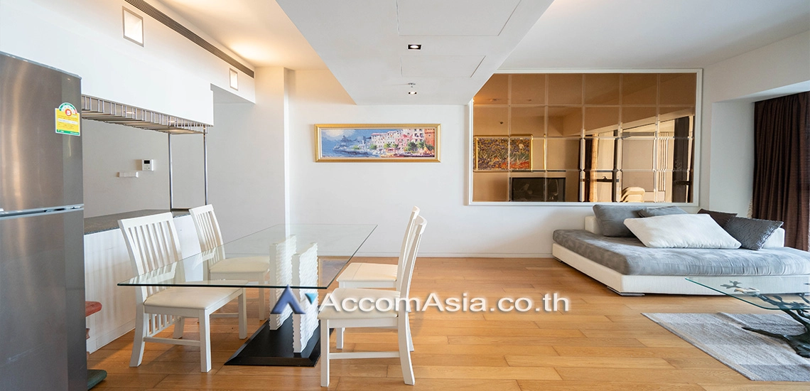 unit 2 Bedrooms  Condominium For Rent & Sale in Sathorn, Bangkok  near BTS Chong Nonsi - MRT Lumphini (1513728)