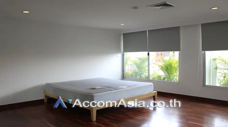 6  3 br Apartment For Rent in Sathorn ,Bangkok BTS Surasak at The spacious greenery apartment 1413761