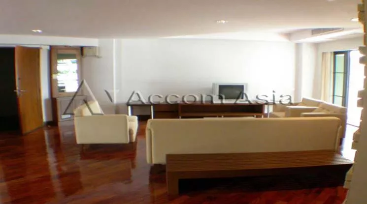 unit 3 Bedrooms  Apartment For Rent in Sukhumvit, Bangkok  near BTS Asok - MRT Sukhumvit (1413768)