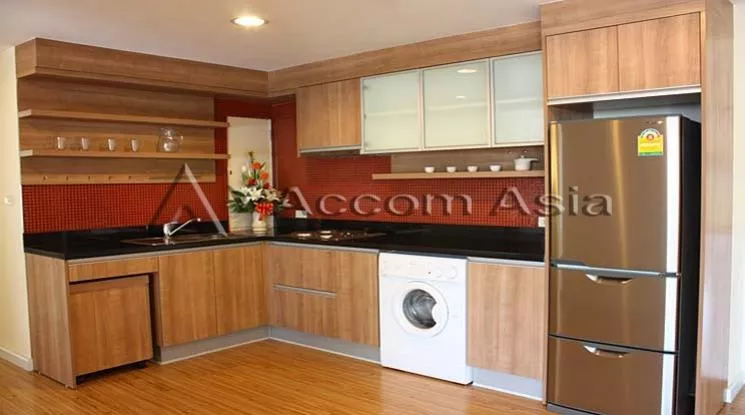 unit 2 Bedrooms  Apartment For Rent in Ploenchit, Bangkok  near BTS Chitlom (1413792)