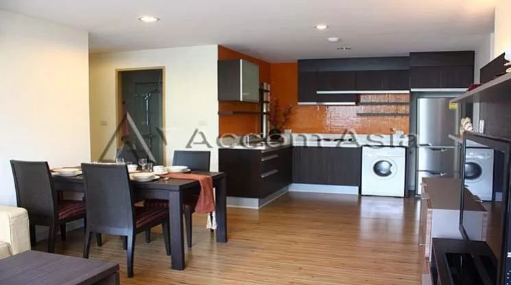 unit 2 Bedrooms  Apartment For Rent in Ploenchit, Bangkok  near BTS Chitlom (1413793)