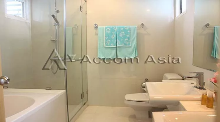 8  2 br Apartment For Rent in Ploenchit ,Bangkok BTS Chitlom at Beautiful Presentation 1413793