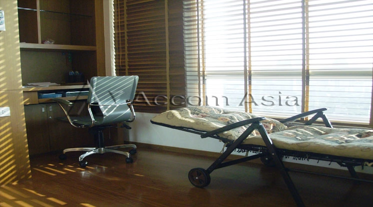 6  2 br Condominium For Rent in Ploenchit ,Bangkok BTS Ratchadamri at Baan Rajprasong 1513807