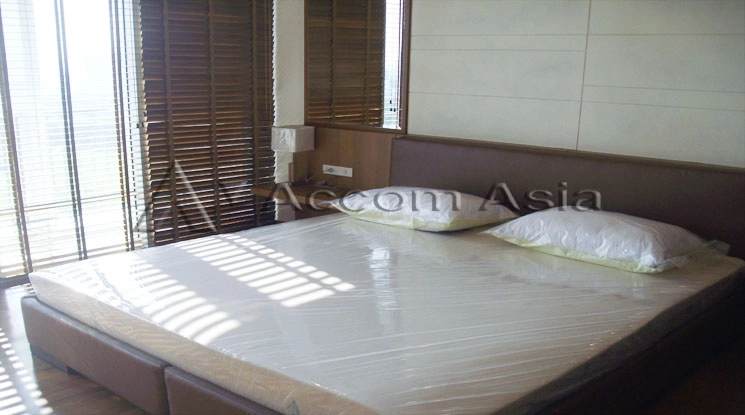 7  2 br Condominium For Rent in Ploenchit ,Bangkok BTS Ratchadamri at Baan Rajprasong 1513807