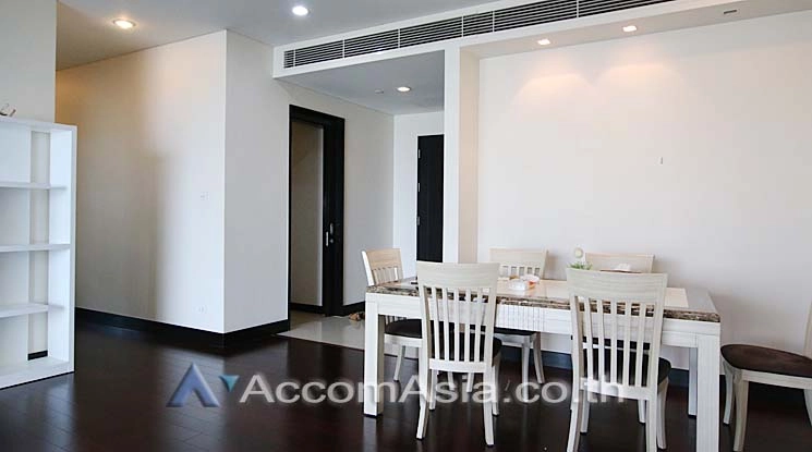  1  2 br Condominium For Rent in Ploenchit ,Bangkok BTS Chitlom at The Park Chidlom 1513819