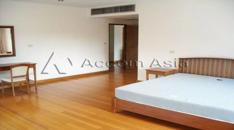 unit 3 Bedrooms  Apartment For Rent in Sukhumvit, Bangkok  near BTS Thong Lo (1413857)