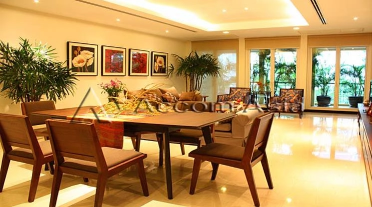 unit 3 Bedrooms  Condominium For Rent in Sathorn, Bangkok  near MRT Lumphini (1513866)