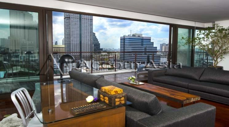  A Unique design and Terrace Apartment  4 Bedroom for Rent BTS Surasak in Silom Bangkok