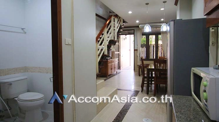 11  2 br Townhouse for rent and sale in Sukhumvit ,Bangkok BTS Thong Lo 2513872