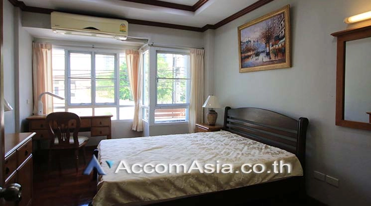 6  2 br Townhouse for rent and sale in Sukhumvit ,Bangkok BTS Thong Lo 2513872
