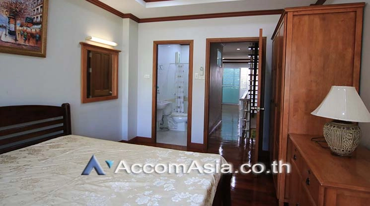 7  2 br Townhouse for rent and sale in Sukhumvit ,Bangkok BTS Thong Lo 2513872