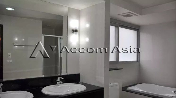 11  3 br Apartment For Rent in Sukhumvit ,Bangkok BTS Asok - MRT Sukhumvit at Peaceful residential 1413879