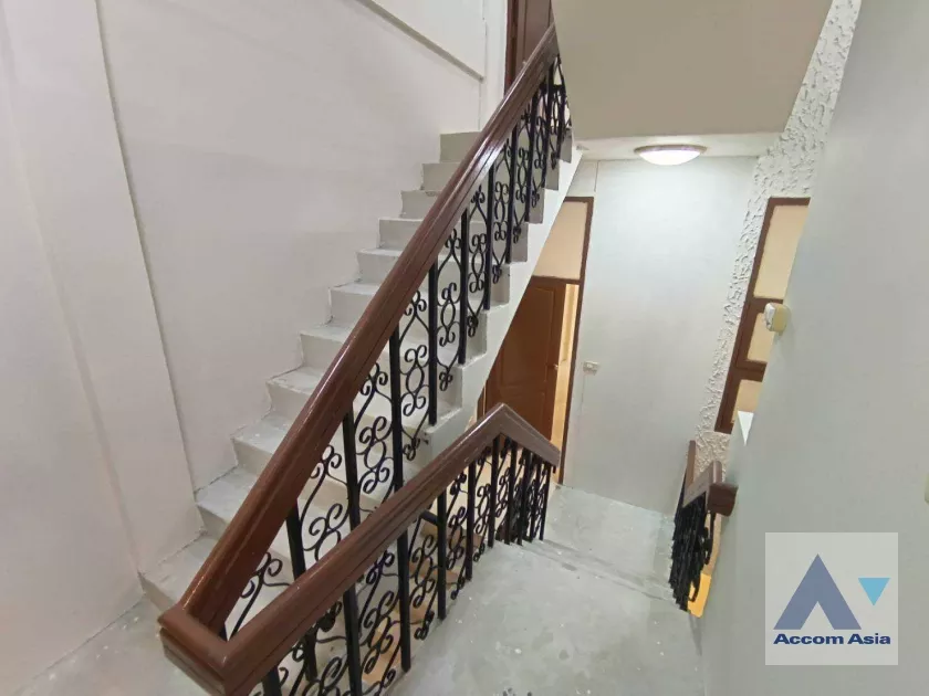 9  4 br House For Rent in Sukhumvit ,Bangkok BTS Nana 2513892