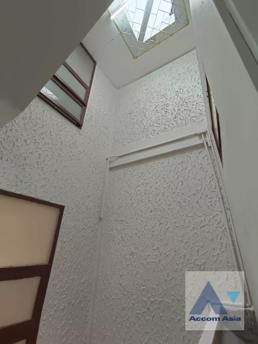 27  4 br House For Rent in Sukhumvit ,Bangkok BTS Nana 2513892