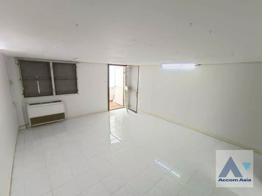 4  4 br House For Rent in Sukhumvit ,Bangkok BTS Nana 2513892