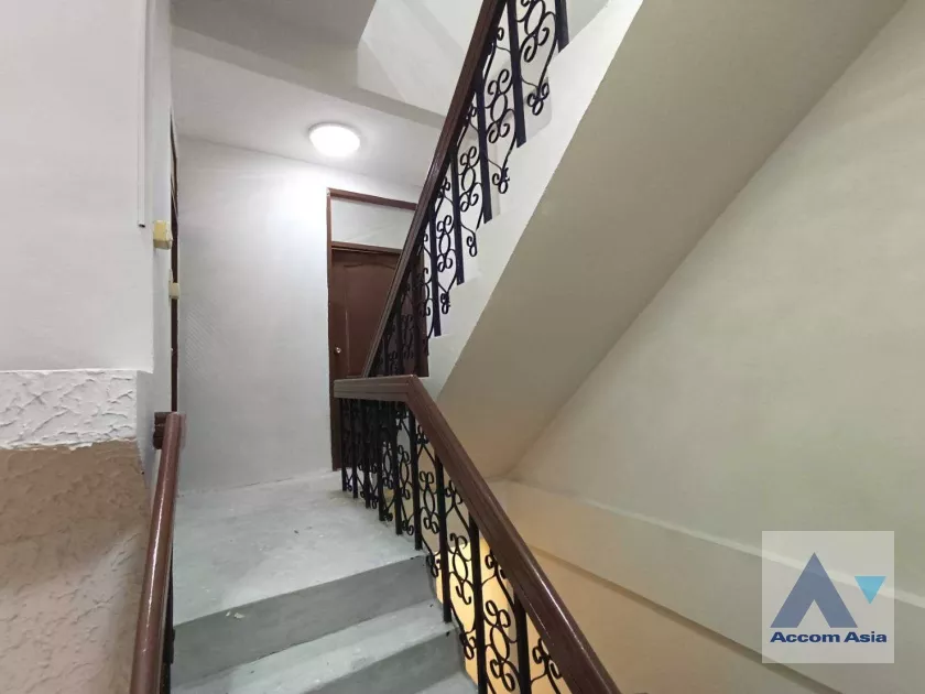 10  4 br House For Rent in Sukhumvit ,Bangkok BTS Nana 2513892