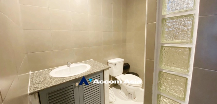 19  3 br House For Rent in Sukhumvit ,Bangkok BTS Thong Lo 100041