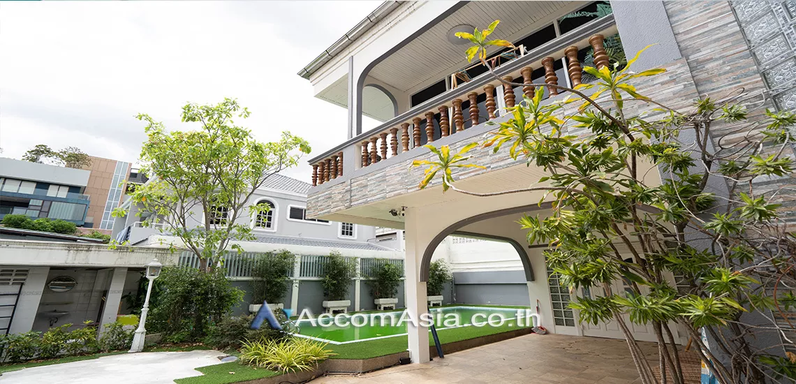  1  4 br House For Rent in Sukhumvit ,Bangkok BTS Thong Lo 100042