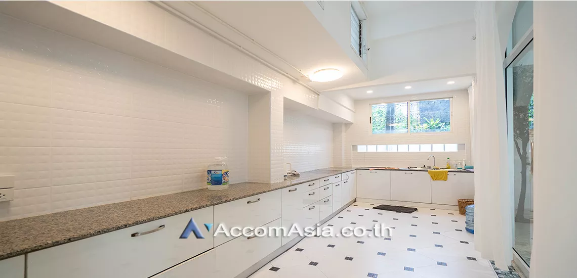 9  4 br House For Rent in Sukhumvit ,Bangkok BTS Thong Lo 100042