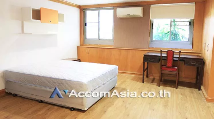 12  3 br Apartment For Rent in Sathorn ,Bangkok BTS Chong Nonsi at The Lush Greenery Residence 1413927