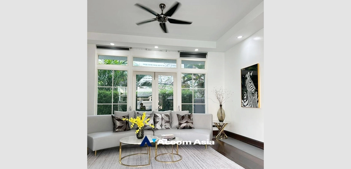 unitPrivate Swimming Pool |  4 Bedrooms  House For Rent & Sale in Sukhumvit, Bangkok  near BTS Thong Lo (1913937)