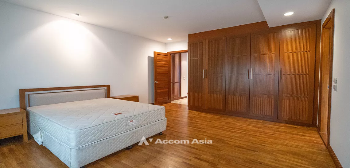8  3 br Apartment For Rent in Sathorn ,Bangkok BTS Chong Nonsi at Quality Of Living 1413967