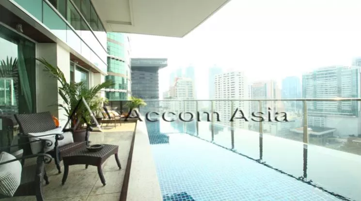 Huge Terrace, Private Swimming Pool, Duplex Condo, Pet friendly |  3 Bedrooms  Condominium For Rent in Sukhumvit, Bangkok  near BTS Phrom Phong (1513968)